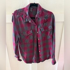 Men's Distressed Plaid Button-Up Shirt - Burgundy & Charcoal